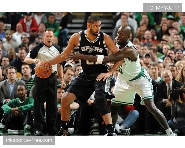 加内特低位单打拉开与邓肯得分效率差距