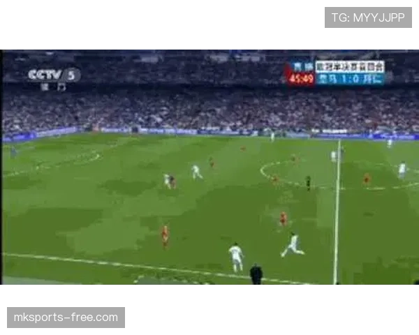 门将用手接队友回传为何算犯规？规则拆解